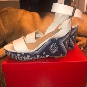 White belted heels with pattern platform